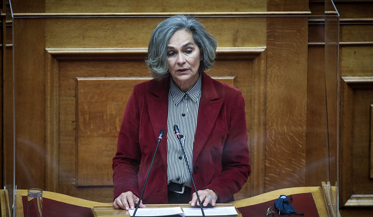 Σοφία Σακοράφα: «Η κυβέρνηση κωφεύει στην ενεργειακή κρίση»
