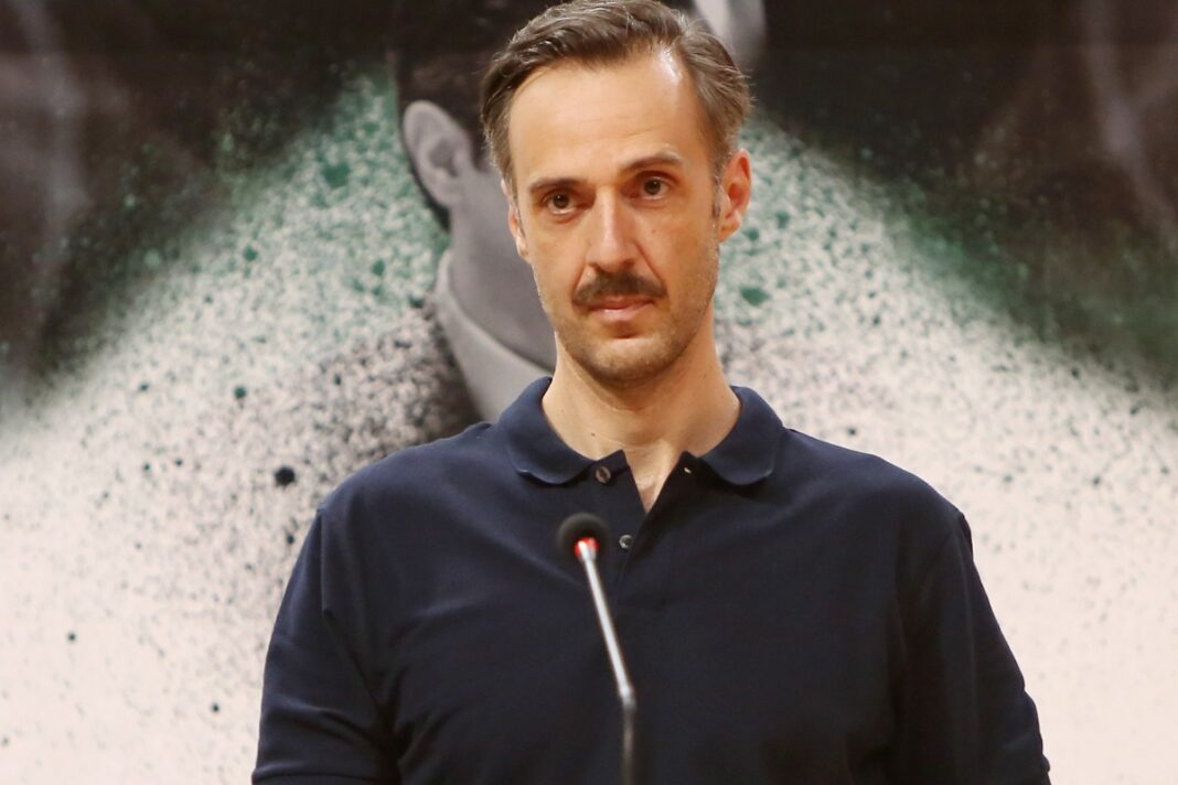 Χρήστος Πλαΐνης: «Ο χαμός της αδελφής μου με έχει στιγματίσει»