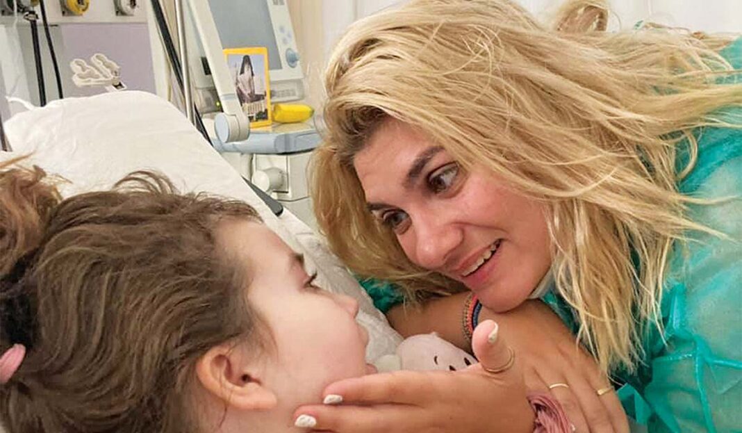 Γιατροί του Καραμανδάνειου «δείχνουν» τη Ρούλα ως υπεύθυνη για τον θάνατο της Τζωρτζίνας