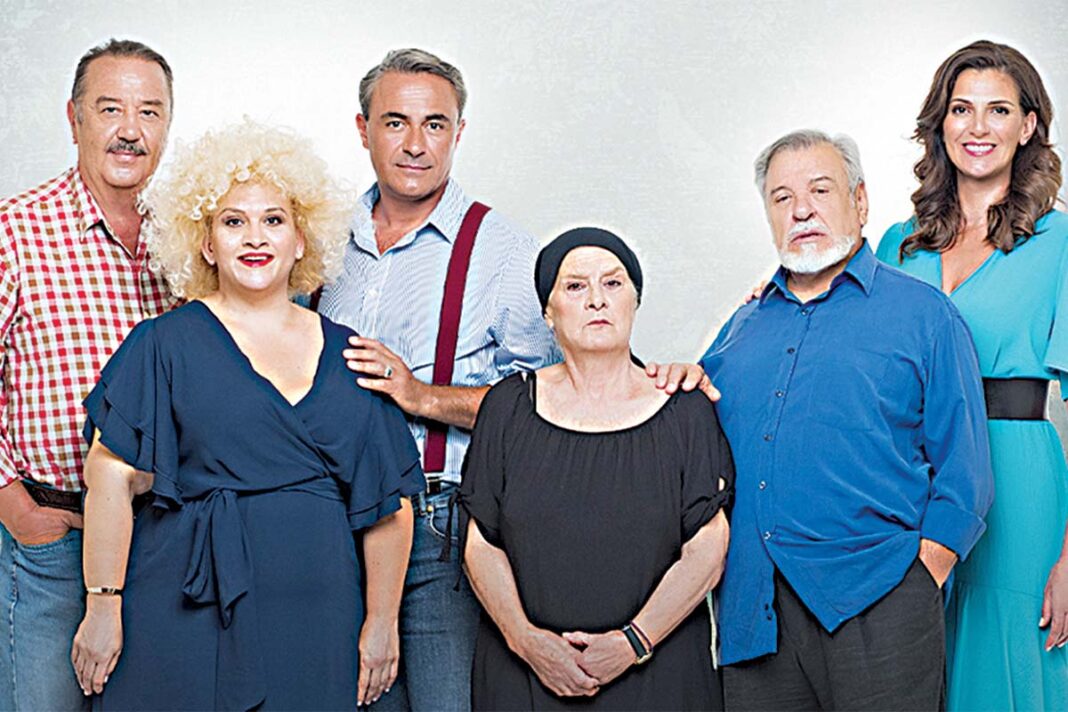 «Χαιρέτα μου τον Πλάτανο»: Πήρε το πράσινο φως για τρίτη χρονιά στην ΕΡΤ