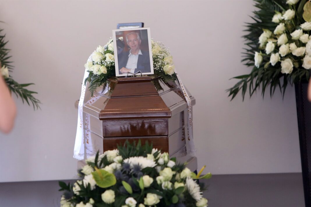 Το τελευταίο αντίο στον Κωνσταντίνο Τζούμα