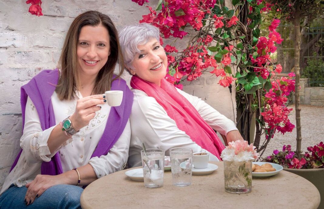 MY GREEK SWEETS: Η γλυκιά πλευρά της Ελλάδας μέσα από 65 συνταγές γεμάτες ιστορία και αρώματα