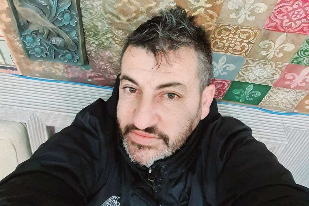 Έγκλημα στην Ραφήνα -Τον «έφαγαν» για τη... σειρά στην τουαλέτα