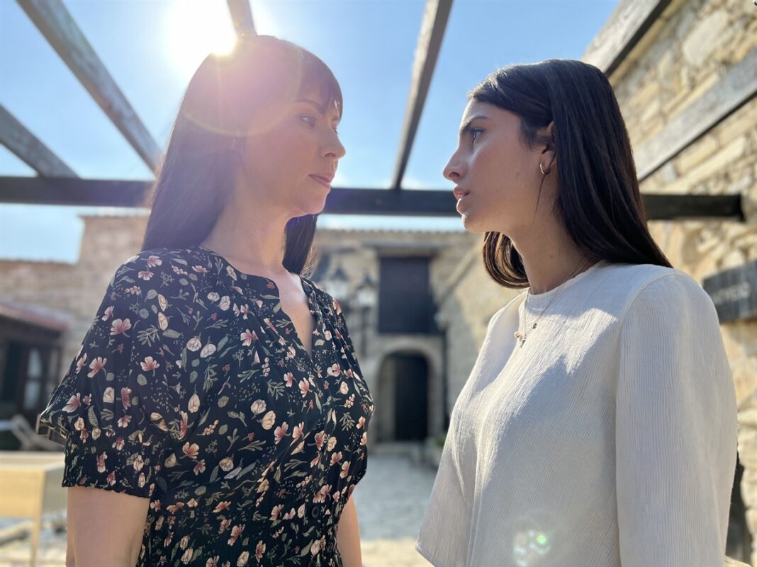 «Η γη της ελιάς»: Η Αρετή μπαίνει κρυφά στο σπίτι του Στάθη