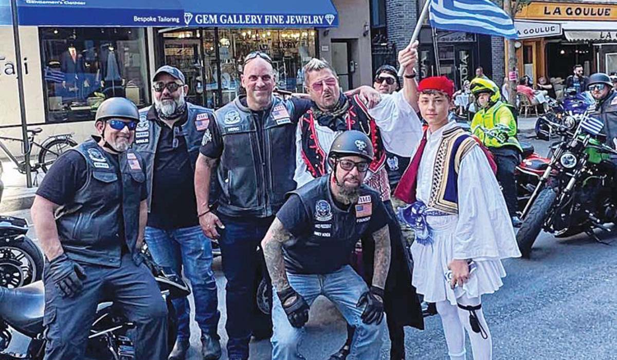 Levendes & Χαρλεάδες! Η λέσχη των Ελλήνων «easy riders» που μαρσάρει τους τελευταίους μήνες στην καρδιά της Νέας Υόρκης