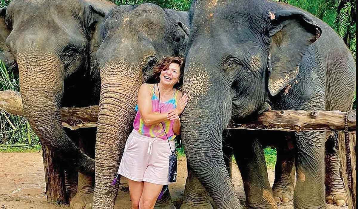 Η Ταμίλα Κουλίεβα χαλαρώνει στην εξωτική Ταϊλάνδη