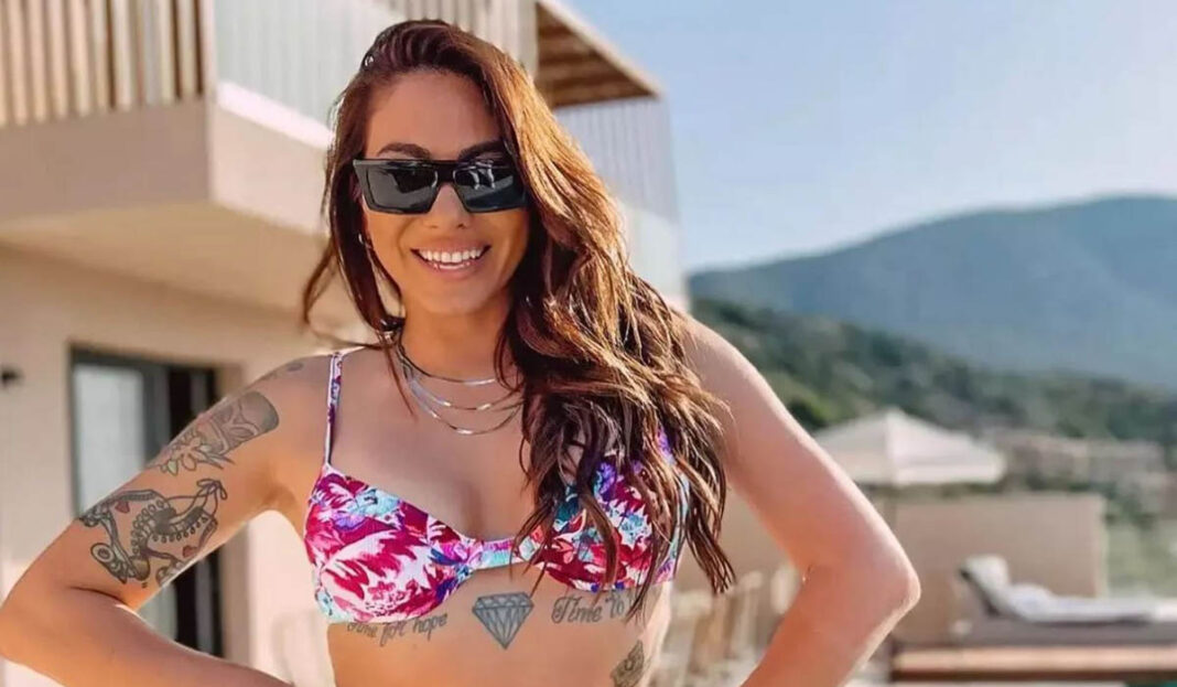 Αποθέωση στο Instagram για το κορμί της Ευρυδίκης Βαλαβάνη