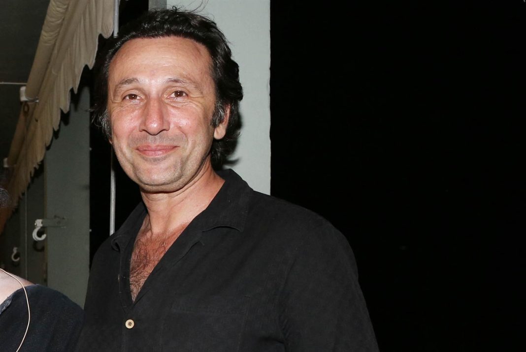 Ρένος Χαραλαμπίδης: Οι γάμοι που δεν έγιναν στο παρά πέντε, η απιστία και η Δήμητρα Ματσούκα