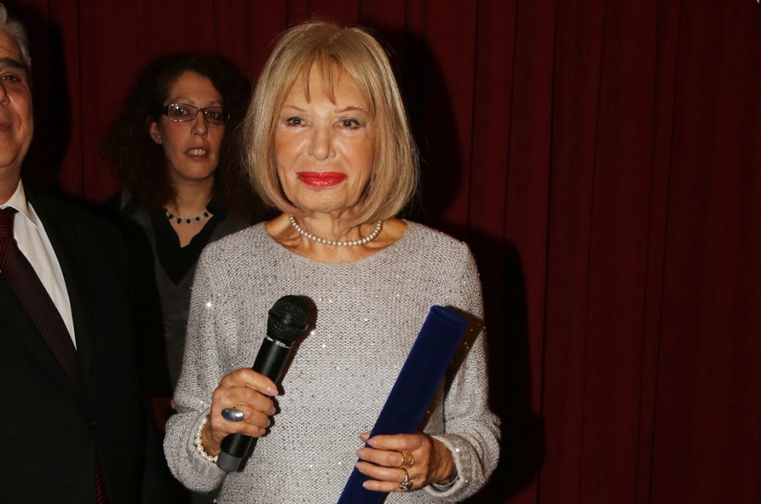 Ρίκα Διαλυνά: «Με ρωτούσαν “κοριτσάκι, πόσα θέλεις;”, νόμιζαν πως εκδιδόμουνα»