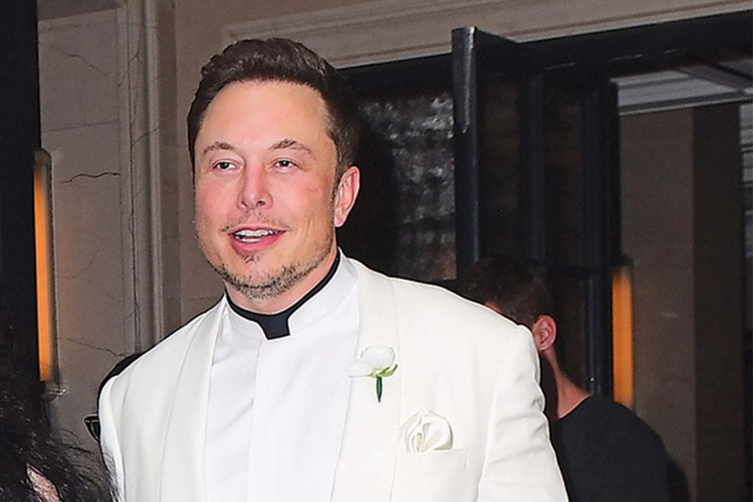 Ο «Mr Tesla» αρνείται ότι πήγε με τη γυναίκα του κολλητού του