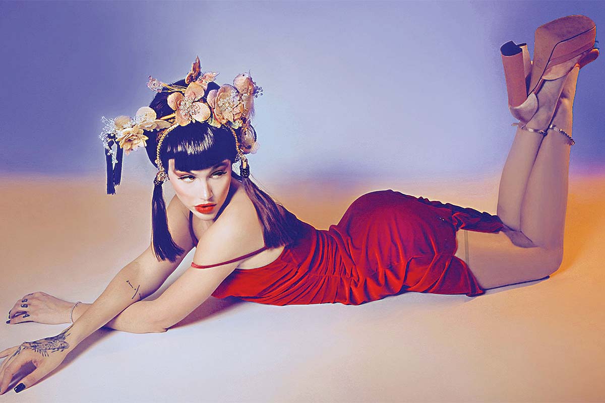 Έλενα Τσαγκρινού