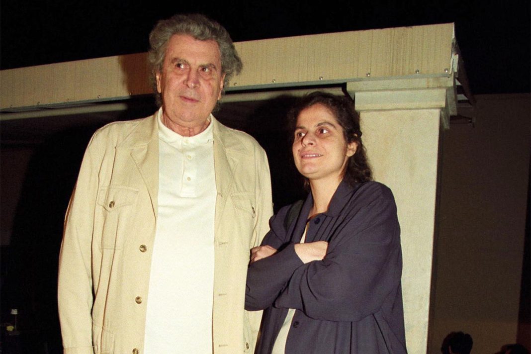 Ξέσπασε η Μαργαρίτα Θεοδωράκη για τη διαθήκη του πατέρα της: «Για εμένα είναι προσβλητικό και υποτιμητικό»
