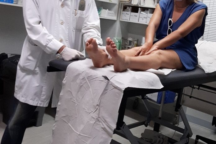 Στο νοσοκομείο ηθοποιός του «Κατά φαντασίαν ασθενή» - Ματαίωση παραστάσεων