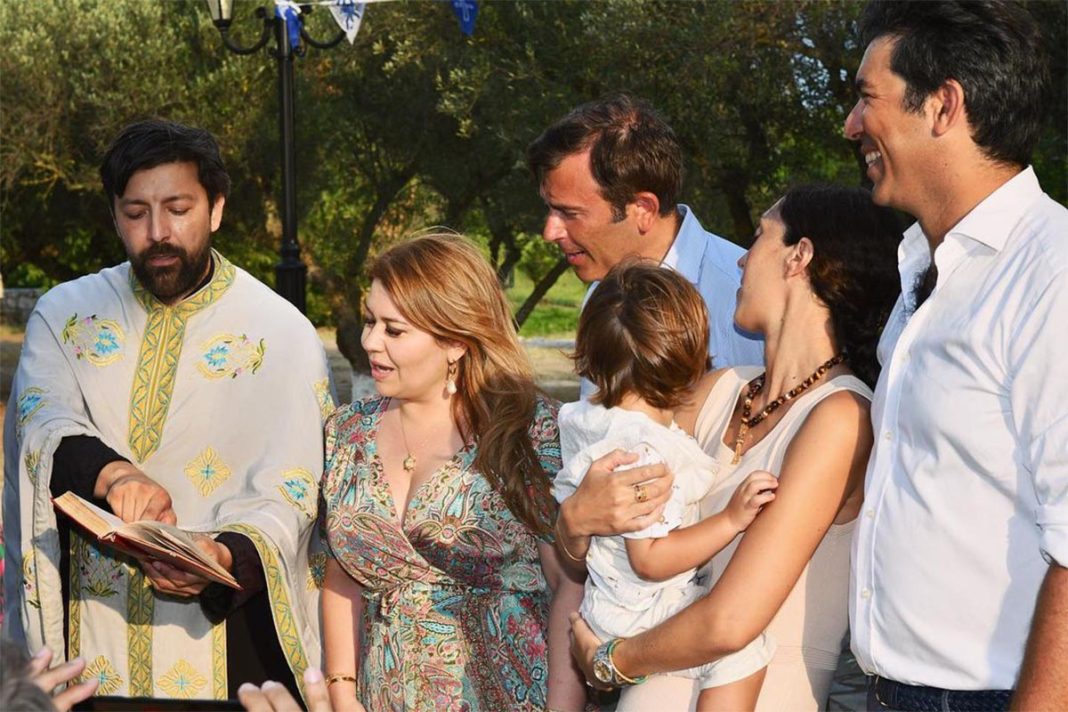 Νονά για τρίτη φορά η Μαριέλλα Σαββίδου
