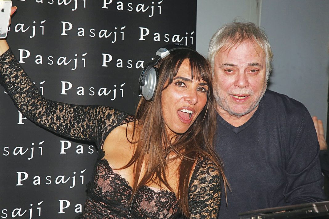 Ραντεβού με τον Γιώργο Πολυχρονίου κάθε Σάββατο στο Kosmos