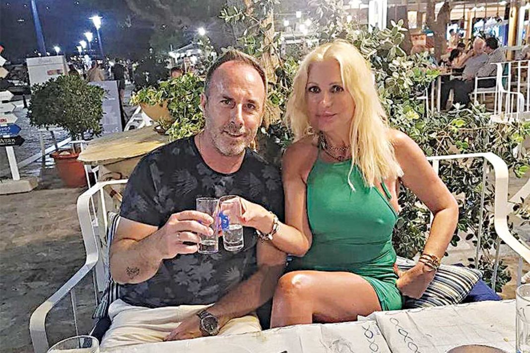 Η Στέλλα Μπεζαντάκου συνάντησε τον Πρόδρομο Καθηνιώτη στη Σκόπελο