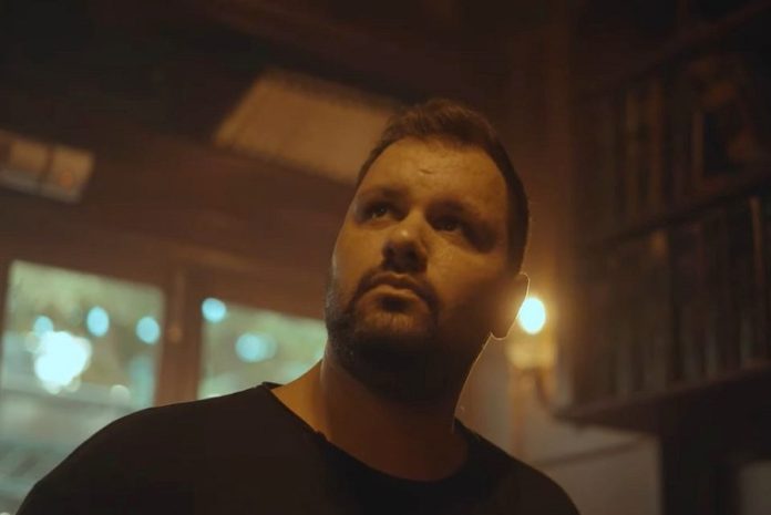 «Στην αγκαλιά σου»: Κυκλοφόρησε το νέο single του Νίκου Κυπριώτη