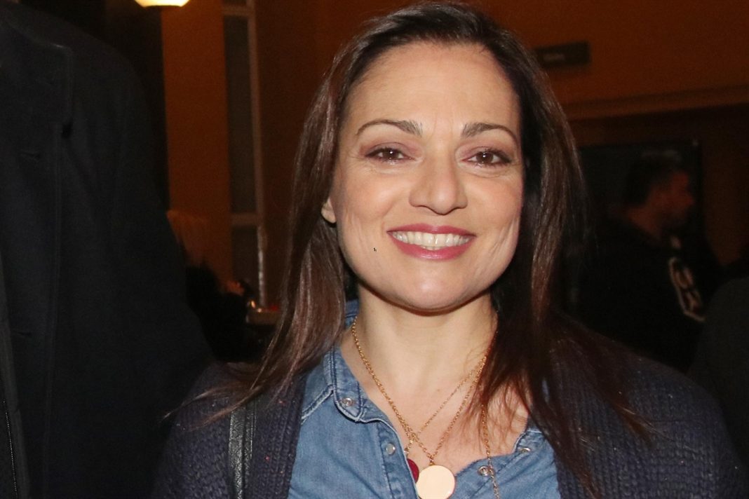 Ελένη Καρακάση: «Έκανα ολική υστερεκτομή αλλά για μένα δεν έκλεισε ο κύκλος της μητρότητας»
