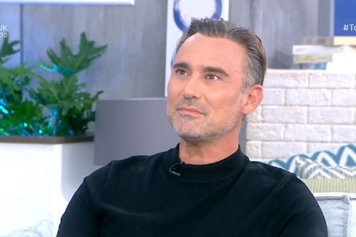 Γιώργος Καπουτζίδης: «Μου λείπει ο Πάνος Νάτσης, δεν ξέρω αν θα συνεχίσω τη σειρά με άλλο ηθοποιό»
