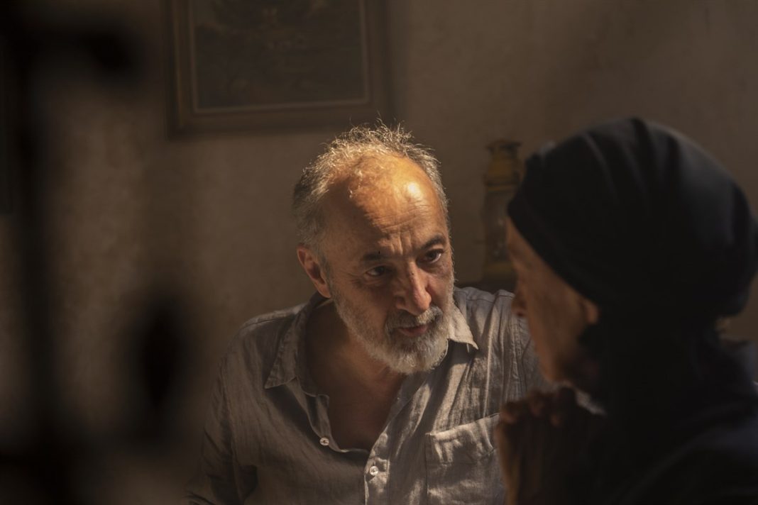 «Σασμός»: Υποκλίθηκε το twitter στον Στέλιο Μάινα και  την Όλγα Δαμάνη