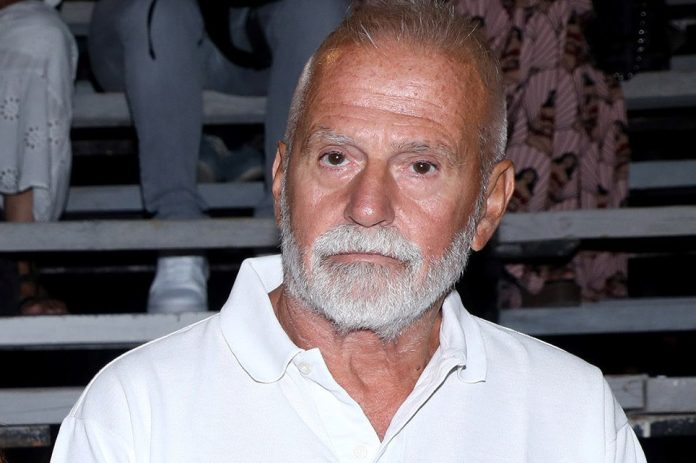 Ο γοητευτικός κύριος είναι πατέρας Ελληνίδας παρουσιάστριας