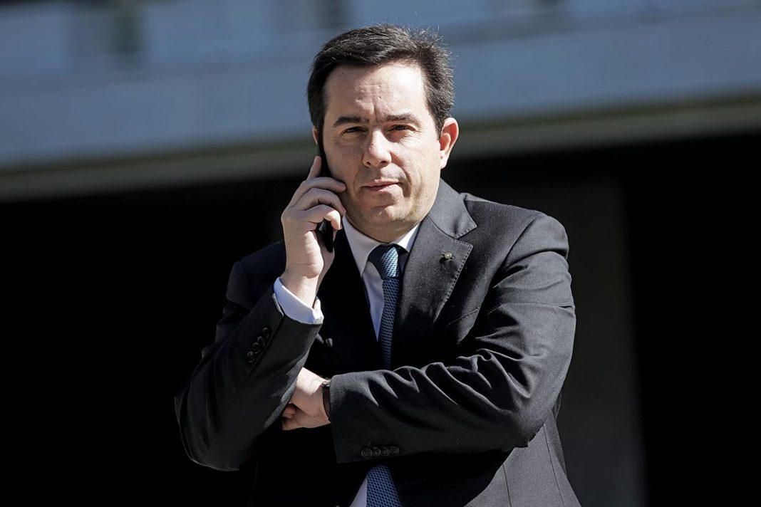 Ο Nότης Μηταράκης σε ρόλο έκπληξη στη νέα αστυνομική σειρά του ΑΝΤ1 «Παγιδευμένοι»