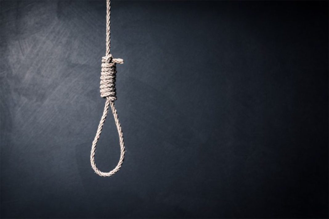12χρονος βρέθηκε κρεμασμένος από τη δίδυμη αδελφή του