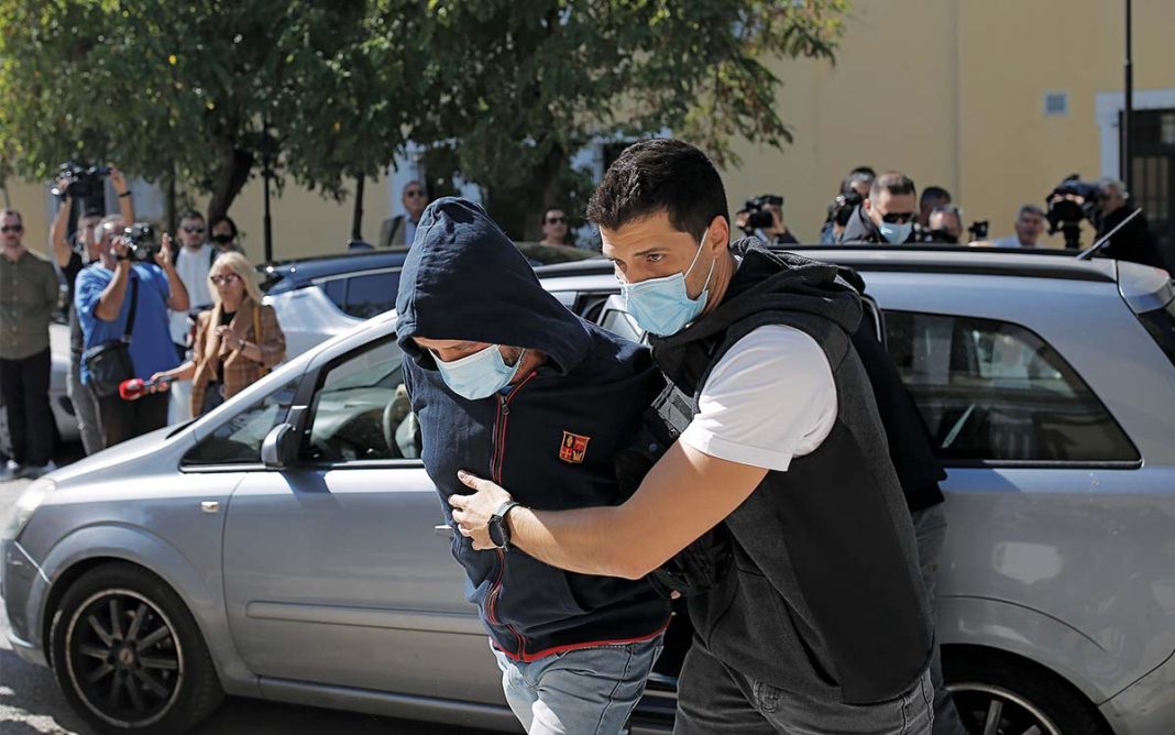 Ξέσπασε η γιαγιά της 12χρονης που βιάστηκε: «Ήθελε να τους δωροδοκήσει για να μη μιλήσουν»
