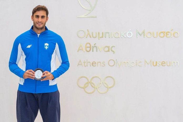 Μάριος Καπότσης: Δώρισε το αργυρό μετάλλιο του Τόκιο στο Ολυμπιακό Μουσείο της Αθήνας