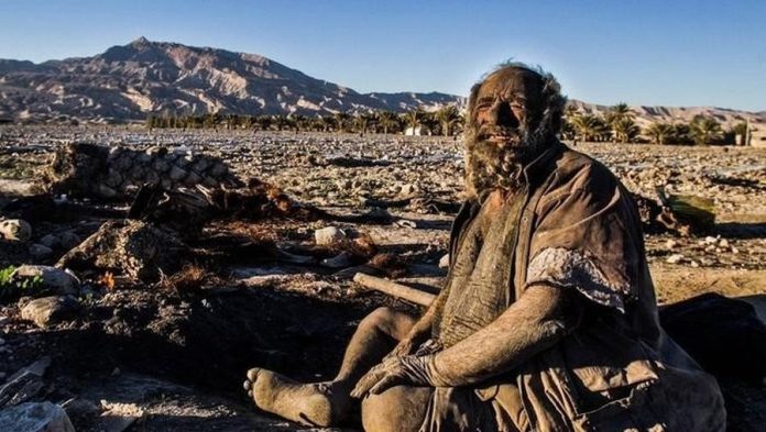 «Έφυγε» ο... πιο βρόμικος άνθρωπος στον κόσμο
