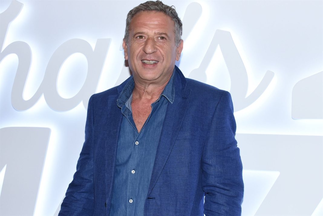 Κώστας Κόκλας: «Όταν ερωτεύομαι αφήνομαι, δεν ντρέπομαι και ας φάω τα μούτρα μου»