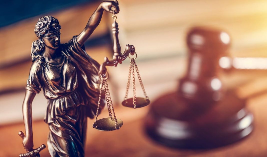 Η αντιεισαγγελέας Βερροιώτου και όχι η εισαγγελέας Βερροίου ήταν στη συνάντηση με Τσιάρα και Μ. Βαλυράκη