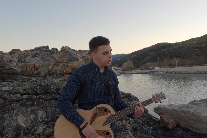 Δυσκολεύομαι»: Κυκλοφόρησε το νέο single του Πασχάλη Μουλά