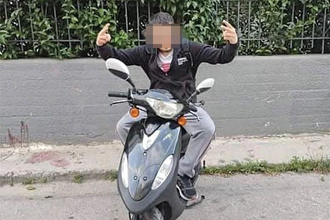 Ο διοικητικός υπάλληλος στο Νοσοκομείο Μεταξά, που πέρασε την 12χρονη για... 17χρονη