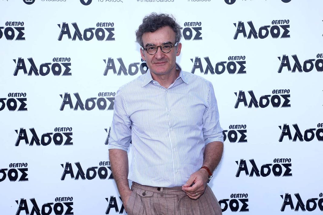 Νίκος Ορφανός: «Ως παιδί δεν ήμουν ιδιαίτερα ευτυχισμένο, Δεν θα ‘θελα να ξαναγίνω παιδί»