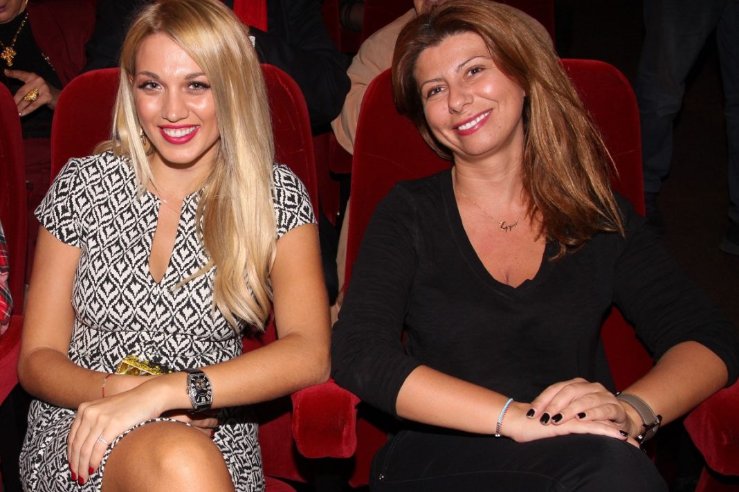 Ζήνα Κουτσελίνη: Γιατί δεν κάλεσε τη Σπυροπούλου στο πάρτι για τα 30 χρόνια καριέρας της;