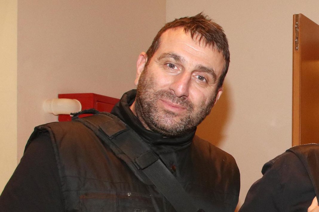 Συγκλονίζει ο Ηλίας Βαλάσης: «Είχα να αντιμετωπίσω δαίμονες μέσα μου, αλλά και τον ίδιο μου τον εαυτό»