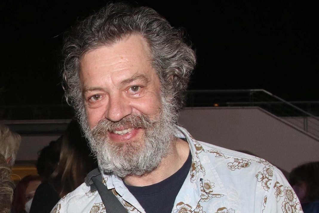 Γιάννης Τσορτέκης για τη σειρά «Maestro»: «Όταν είδα τον εαυτό μου σε αυτή τη σκηνή τρόμαξα»