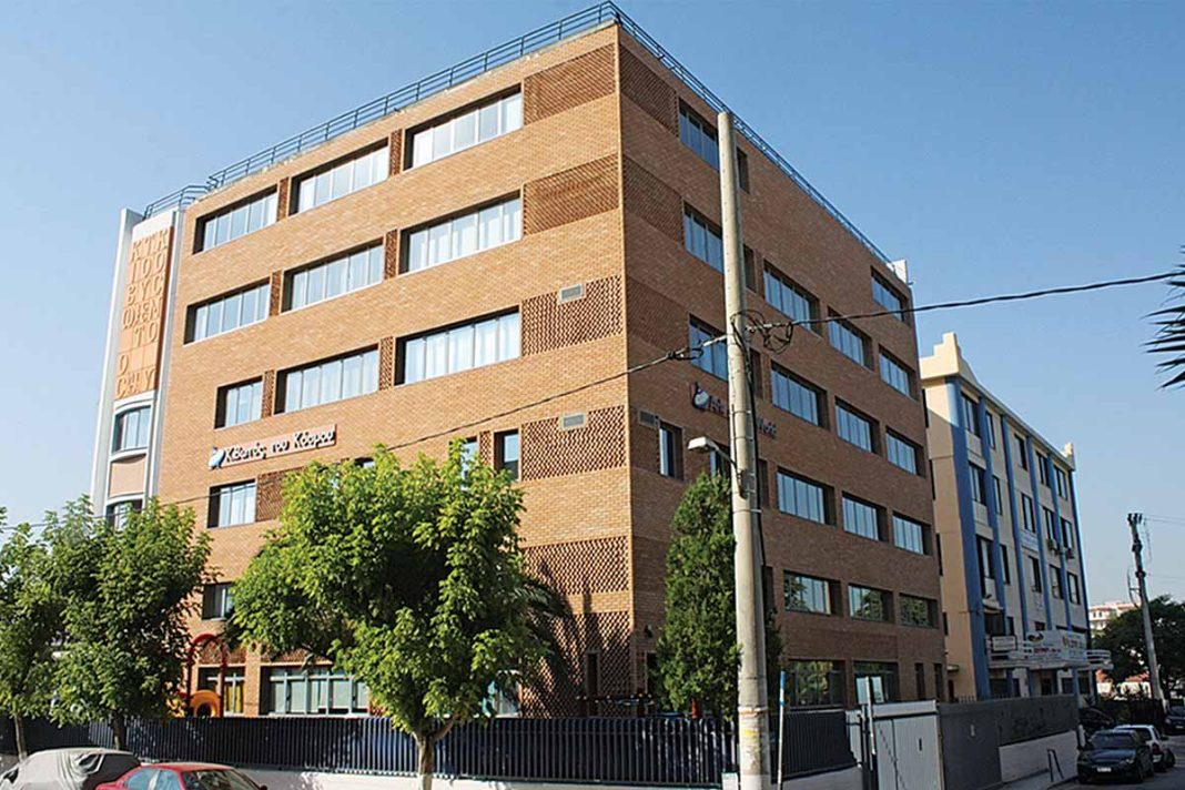 «Κιβωτός του Κόσμου»: Υποψήφιοι δωρητές κάνουν πίσω μετά το σκάνδαλο
