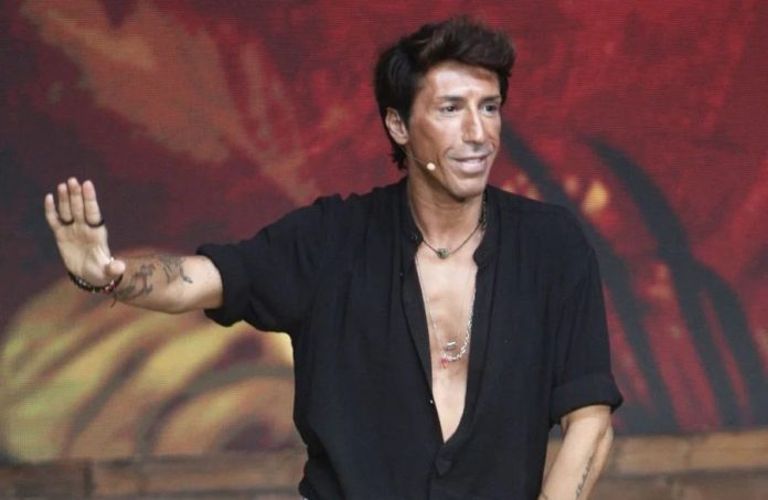 Ο Κωνσταντίνος Εμμανουήλ αποκαλύπτει λεπτομέρειες για το ειδύλλιο με τη Νάνσυ