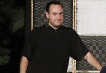 Στο νοσοκομείο ο Μαυρίκιος Μαυρικίου