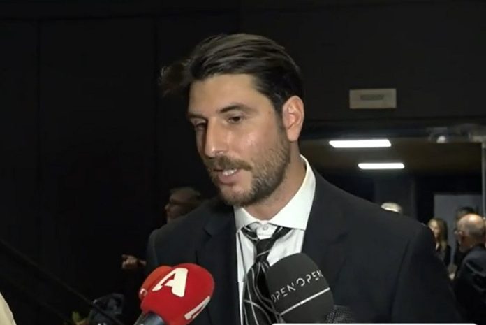 Οι ερωτήσεις στον Γεροντιδάκη που τον έφεραν σε αμηχανία: «Τι να σου απαντήσω τώρα;»