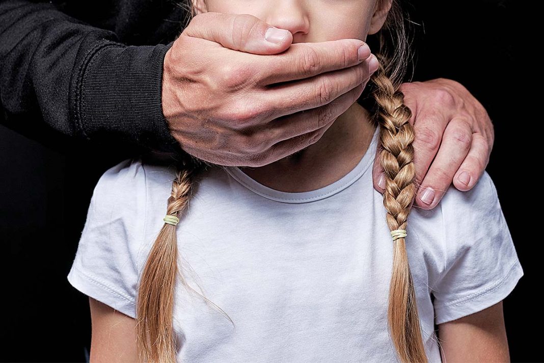 Απειλές στον 19χρονο μετά τις καταγγελλίες για ασέλγεια από υψηλόβαθμο στέλεχος της «Κιβωτού»
