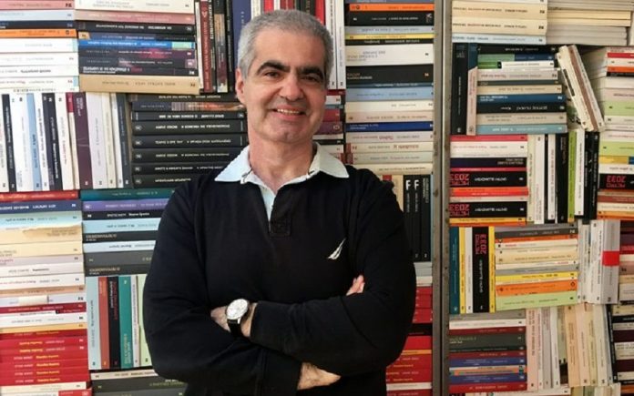Συνελήφθη για παιδική πορνογραφία ο συγγραφέας, Βασίλης Παπαθεοδώρου