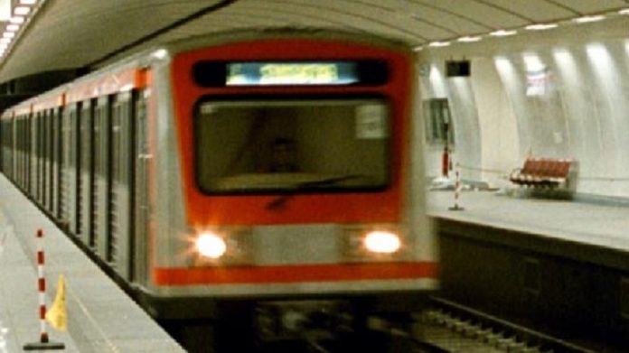 «Παραλύει» η χώρα από την απεργιακή κινητοποίηση - Πώς λειτουργούν τα Μέσα Μαζικής Μεταφοράς