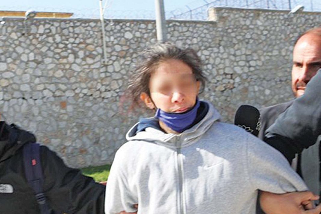 Σε συγγενείς η 12χρονη και τα αδέρφια της από τον Κολωνό