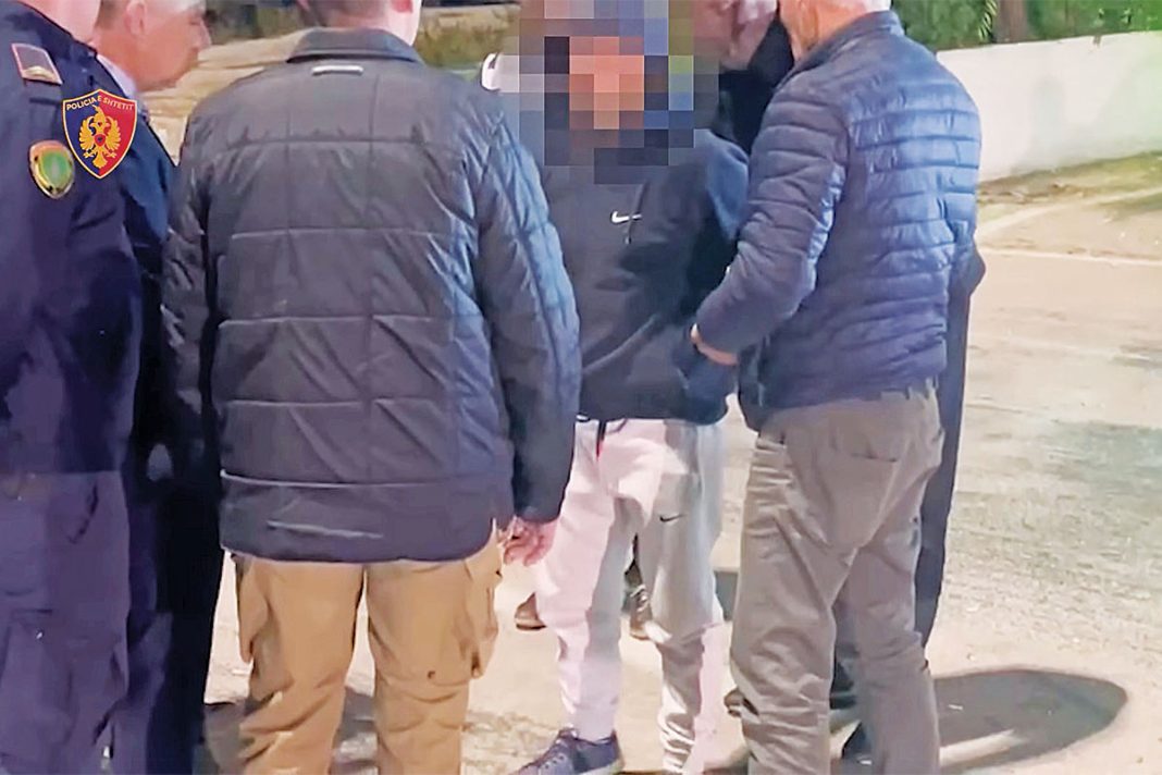 Χειροπέδες στον 45χρονο Αλβανό που είχε γίνει φόβος και τρόμος στο Παλαιό Φάληρο