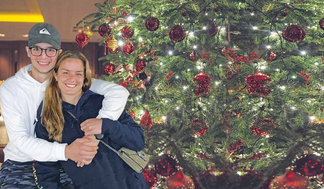 Ο γιος του πρωθυπουργού και η κορυφαία Ελληνίδα τενίστρια γιόρτασαν μαζί την παραμονή των Χριστουγέννων