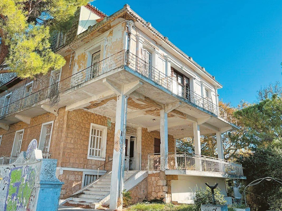 Το ακίνητο «φιλέτο» στην Κηφισιά μετατρέπεται σε πολυτελείς κατοικίες από τον Ερρίκο Αρώνες