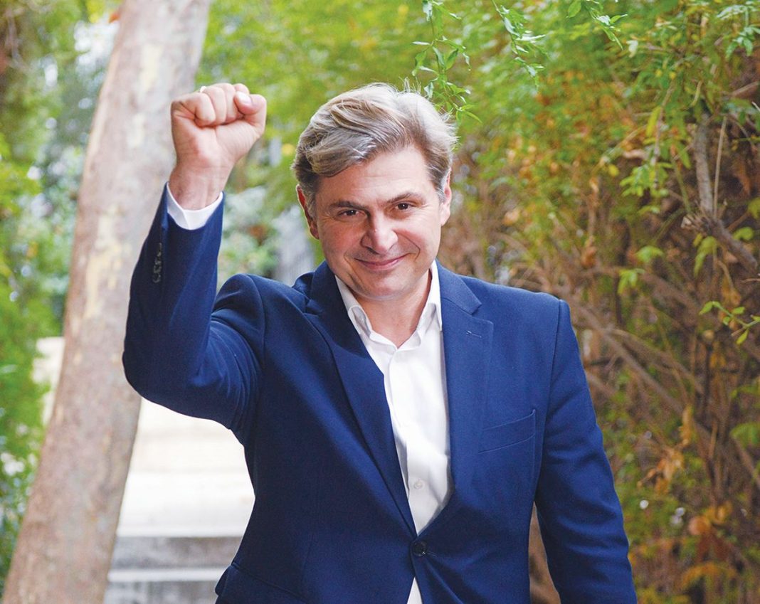 Νικόλας Φαραντούρης: «Ε, λοιπόν δεν είμαστε όλοι ίδιοι»